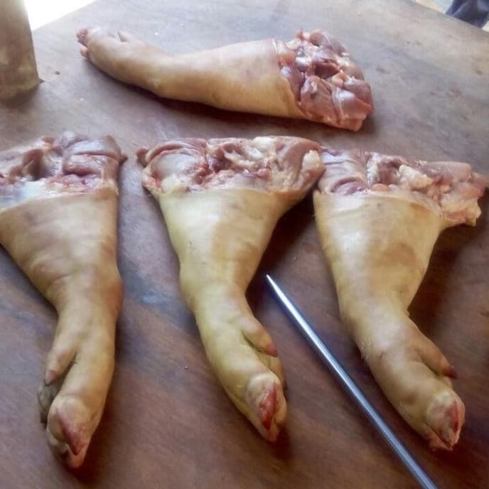 

Murah Kaki Babi Depan/ Lacone Pork (Itungan Harga Satuan/Bh)