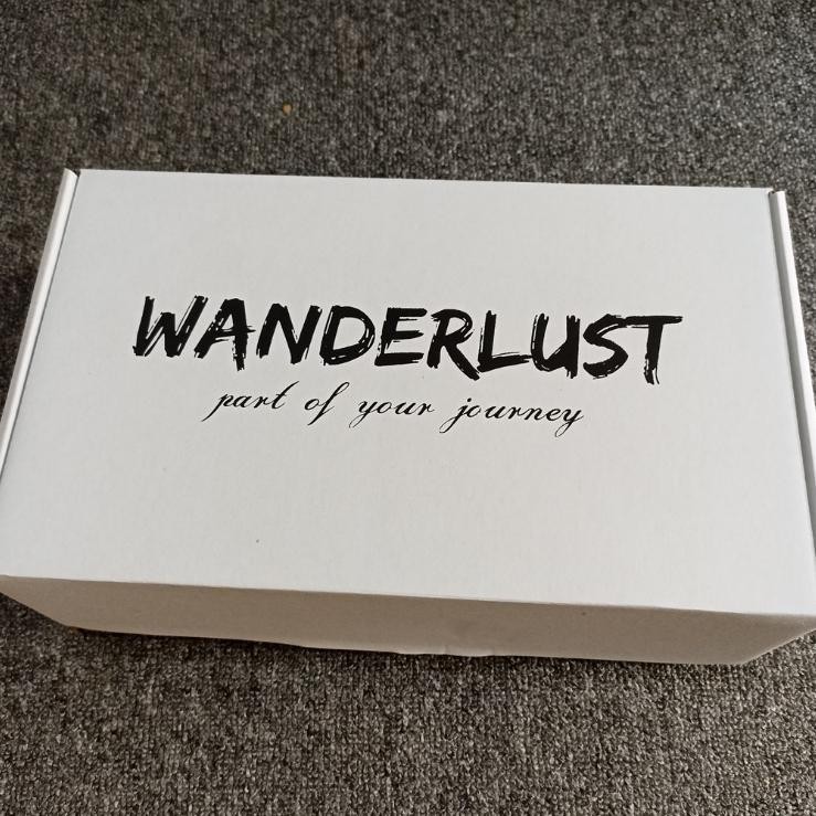 

Wanderlust Box Kotak Packaging