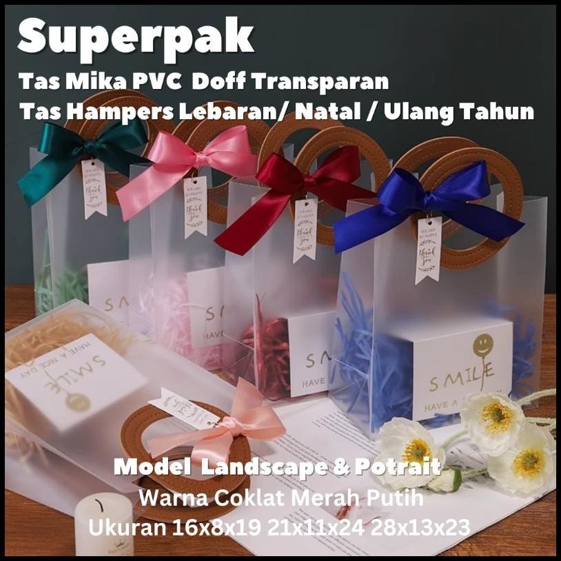 

Ready (10Pcs) Superpak Tas Mika Pvc Doff Transparan Gagang Bulat Kotak / Tas Souvenir Goodie Bag Ulang Tahun Lebaran Imlek Natal Premium {Terlaris|Best Seller}