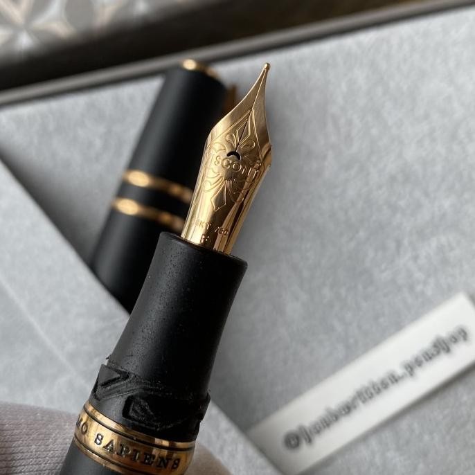 

VISCONTI Homo Sapiens Oversize Lava Fountain Pen