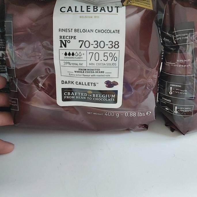 

Callebaut Dark Coklat Couverture 70,5% - 811NV Choco Chips 400GR liquid