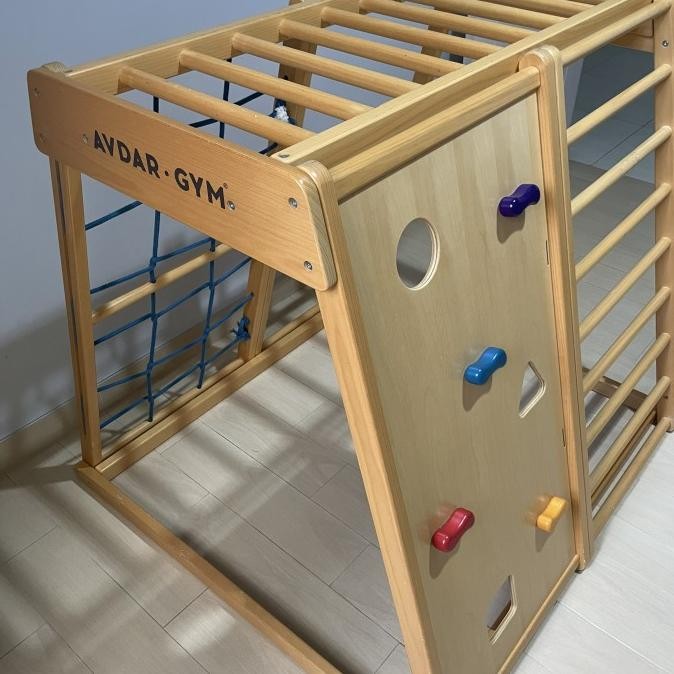Avdar Gym Climber Tripet Wooden