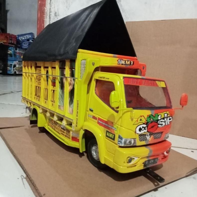 Miniatur truk oleng mainan anak miniatur mobil oleng keren anti gosip