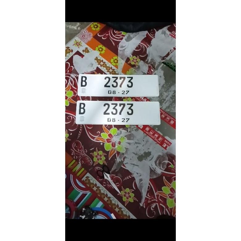 plat mobil reflektif putih full reflektif BLANK 2PCS