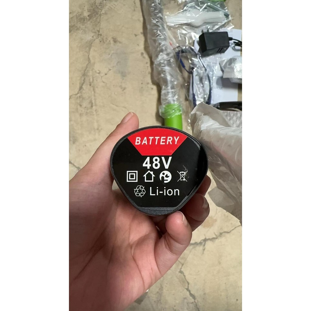 Mesin potong rumput batrai 48v Mesin pemotong rumput listrik pemotong rumput elektrik mesin pemotong