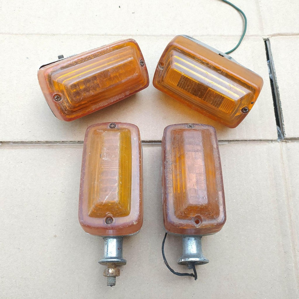 Lampu Sen Sein Assy Lampu Reteng Reting Yamaha V75 V80 Original TERMURAH