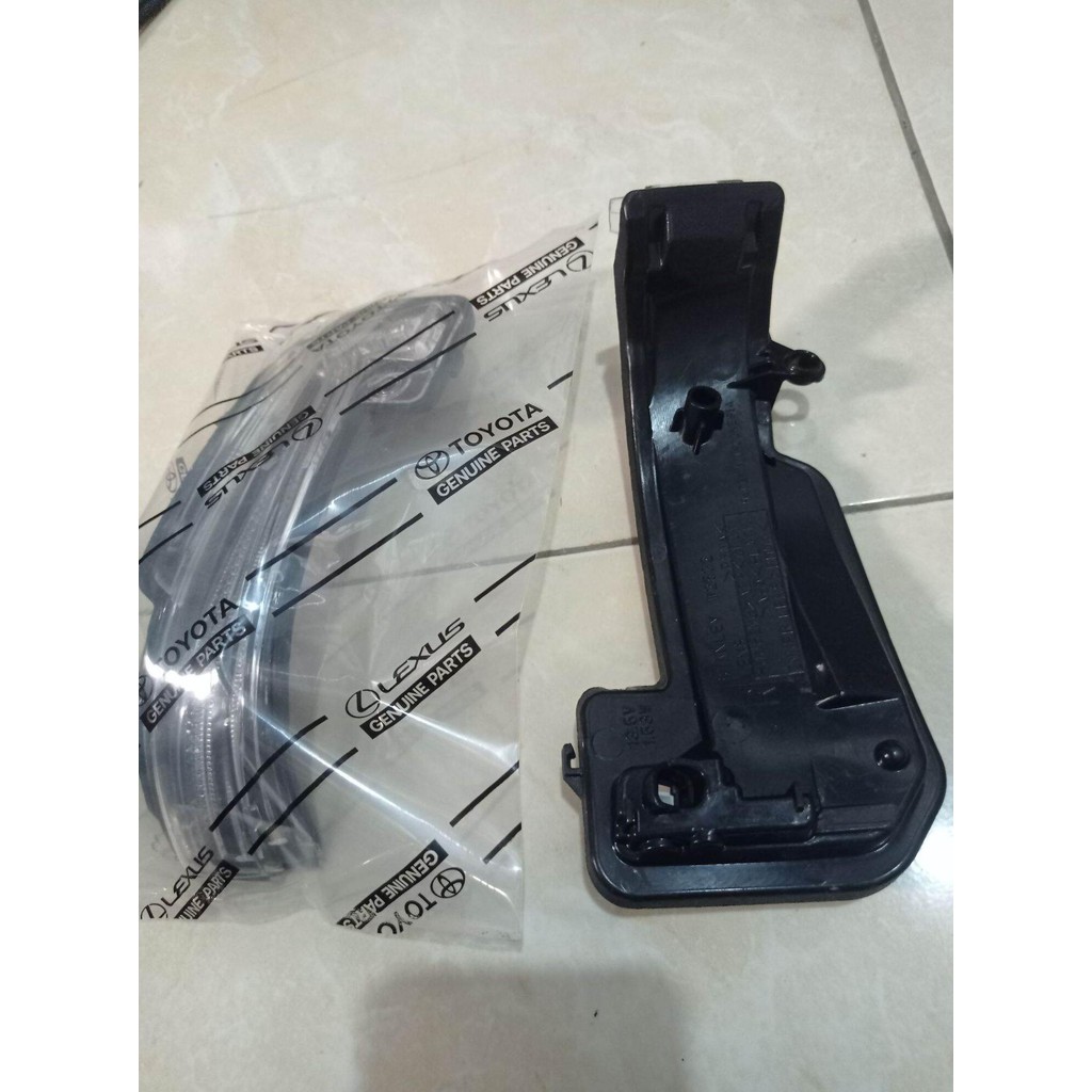 Lampu sen Spion INNOVA Reborn Fortuner VRZ TRD