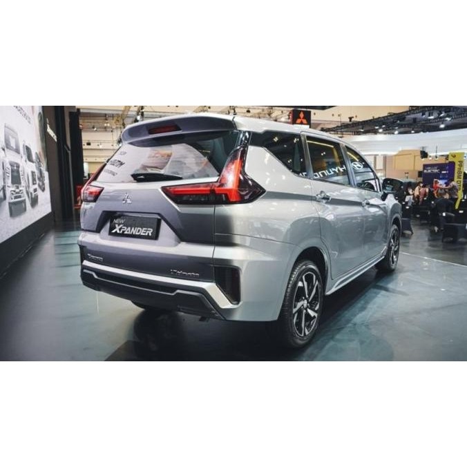 8301D239 8301D240 Bracket breket Headlamp Original Mitsubishi Xpander