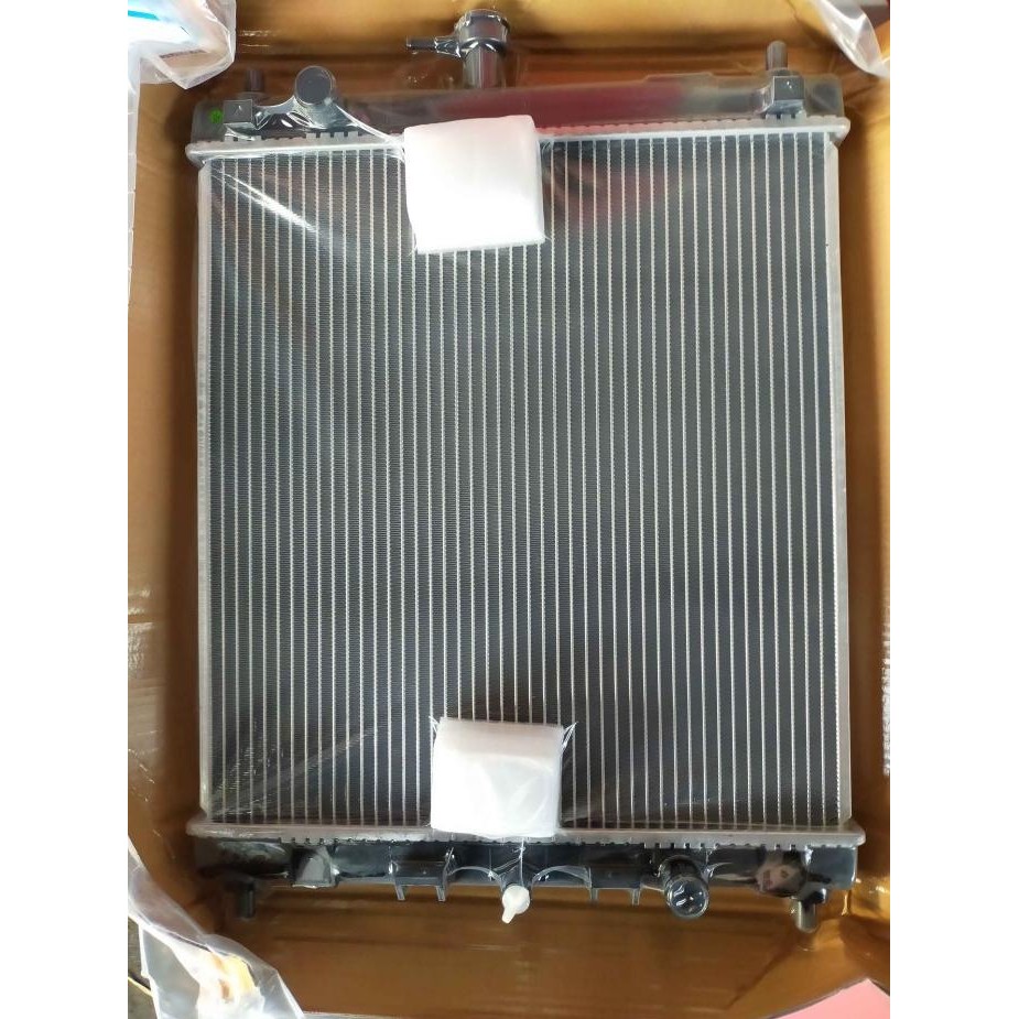 Radiator Suzuki APV Manual Aftermarket Radiator & Komponen Mobil
