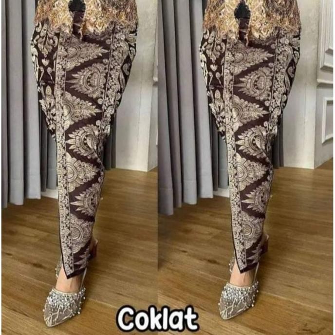 KAMEN JADI SONGKET BALI PREMIUM FULL BENANG EMAS CENDANA ~MAHKOTA KAMEN BALI FULL STRAIT