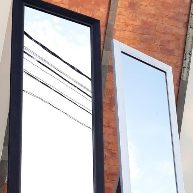 STANDING MIRROR /CERMIN BERDIRI