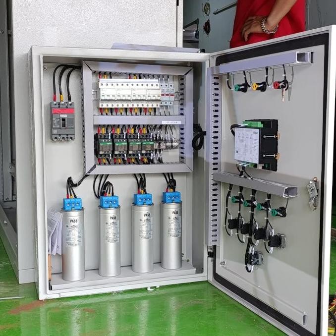 Terjangkau Panel Capasitor Bank 30 Kvar ( Panel Untuk Menaikkan Cosphi )