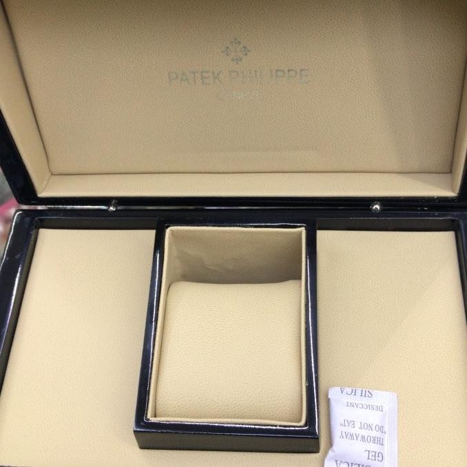 KOTAK JAM PATEK PHILIPPE