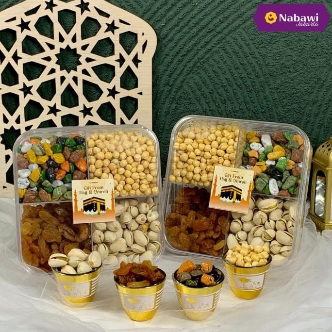 

Paket Kacang Mix 4in1 Mix Nuts Camilan Coklat Almond Pistachio Arab Gift From Hajj Umroh Oleh Oleh Haji Umroh