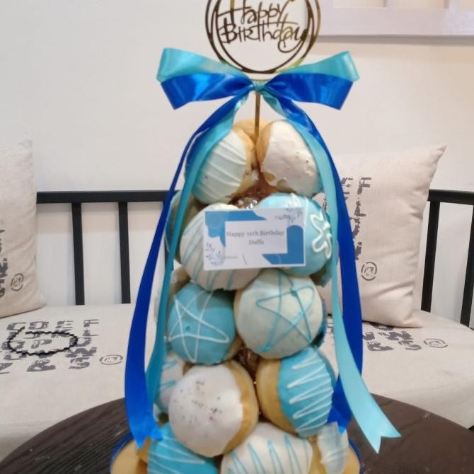 

Grosir Donat Tower Donat Susun Donat Birthday Donat Ultah Kado Ultah Donat