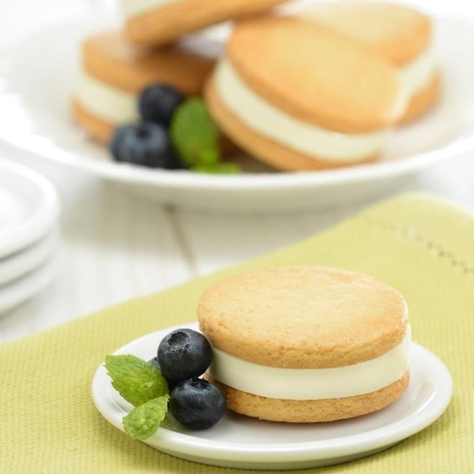 

Grosir Sable Cookies - 1 Box 6 Pcs