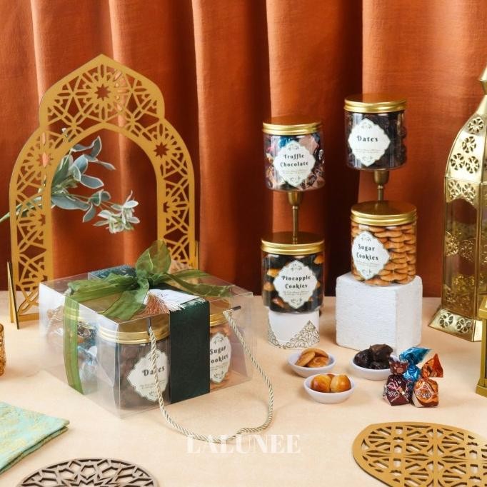 

Murah Hampers Lebaran Premium Isi 4 Kue - Paket Ramadhan Isi Truffle Chocolate, Kurma, Nastar, Cookies