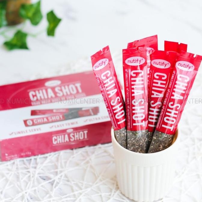 

Grosir Box Natural Chia Shot Biji Chia Seeds 10X 7G Sachet Nutify Chiashot