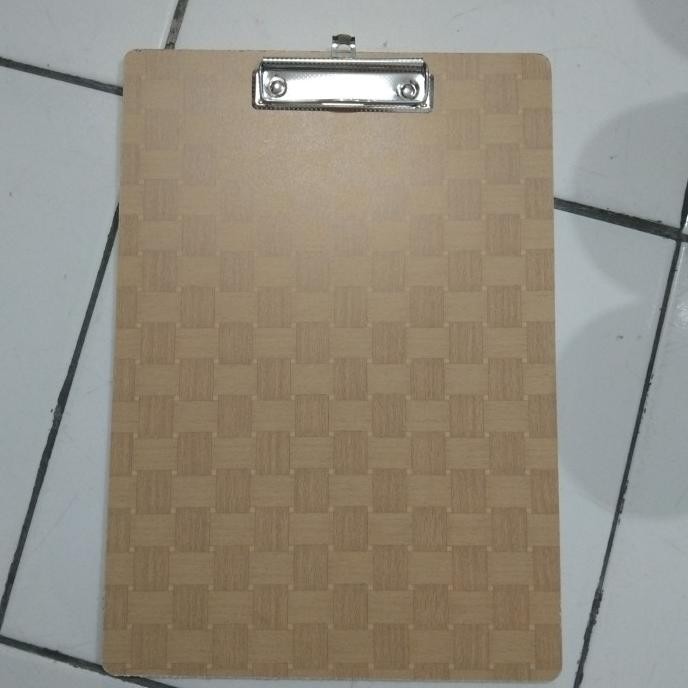 

Clipboard Kayu Motif Kotak2 Khusus Gosend Instant Original