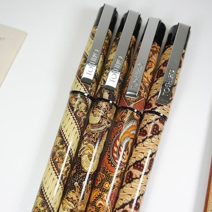 

Tersedia Ball Pen Pulpen Pena Toshiro Trifelo Hitam Tf-342B (1 Mm) Bolpen Murah