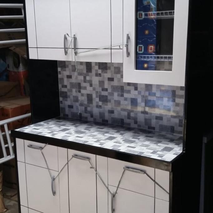 Lemari Dapur Rak Piring Kayu Minimalis 3 Pintu Sayur