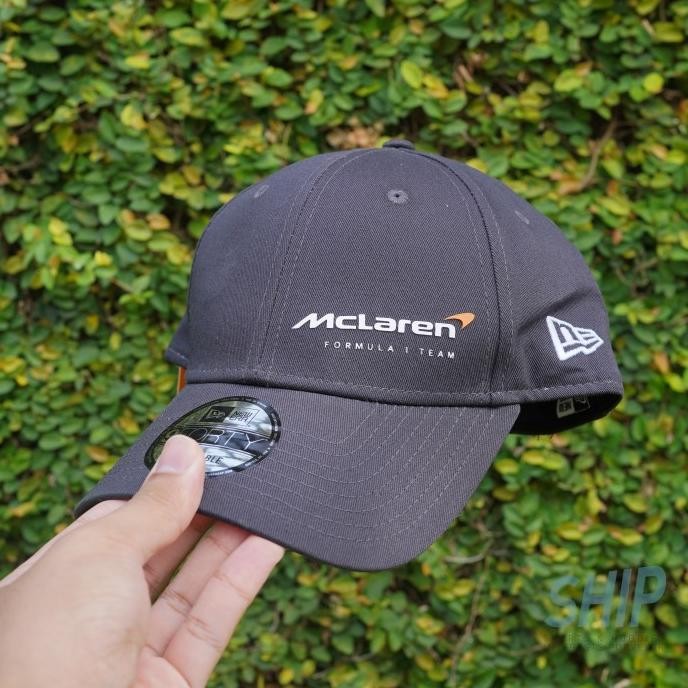 Topi Mclaren essential anthracit F1 New Era cap 9forty 2023