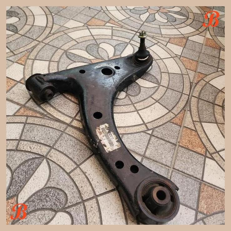 [BTV] LOWER ARM SAYAP KANAN TOYOTA AVANZA OLD 2004-2011 ORIGINAL