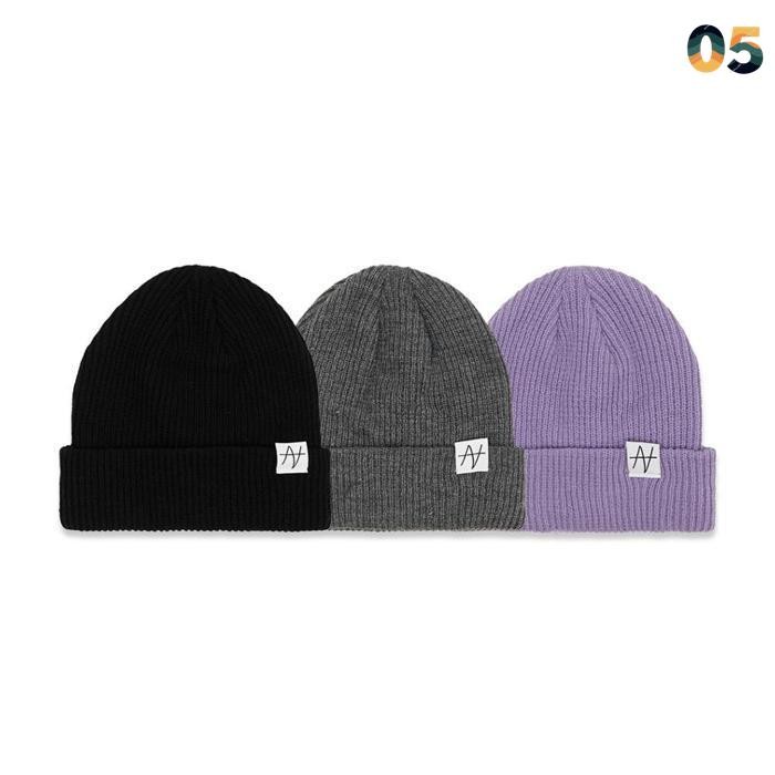 original nieeh n logo knit beanie hat