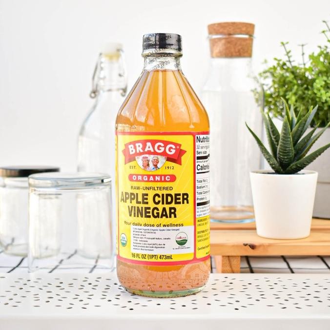 

STOK TERBATAS BRAGG APPLE CIDER VINEGAR 473 ML ( CUKA APEL ) NATURAL CUKAAPEL HALAL