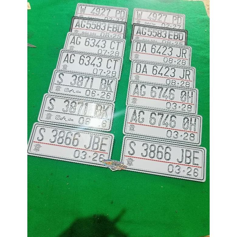 PLAT  NOMOR ACRILIK WARNA PUTIH PLAT MOTOR, PLAT CUSTOM, PLAT VARIASI.