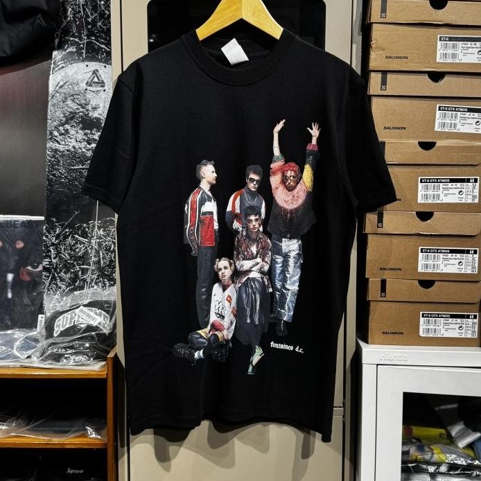 new  FONTAINES DC - ROMANCE IS A PLACE TSHIRT BLACK murah