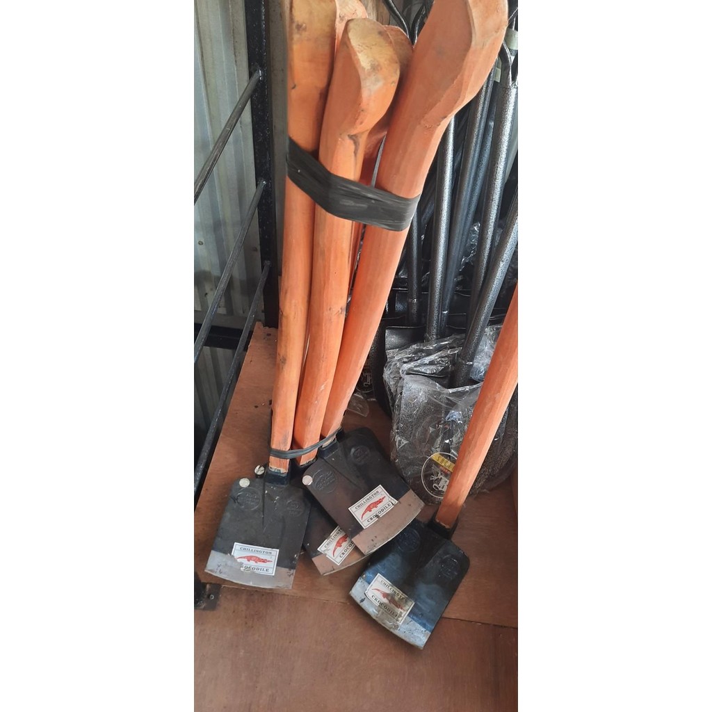 Kepala Cangkul Pacul Besar Cap Buaya / Crocodile + Gagang Cangkul New Stok