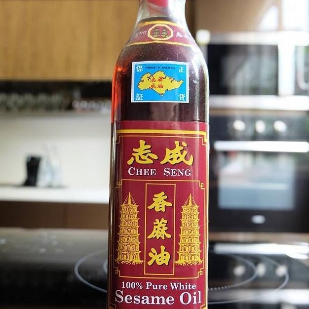 

EXP LAMA MINYAK WIJEN CHEE SENG 750ML