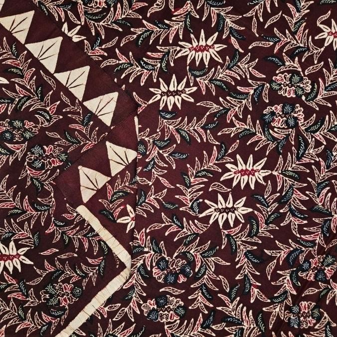 Batik Tulis Madura Latar Warna Merah Marun Termurah