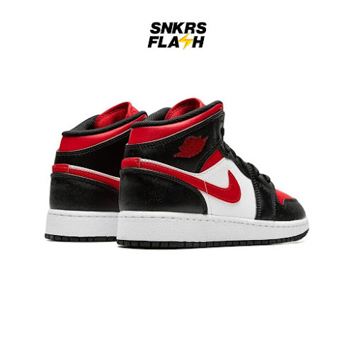 AIR JORDAN 1 Mid Black Fire Red (Gs) Sepatu Sneakers Anak - 554725079 - Size 37.5