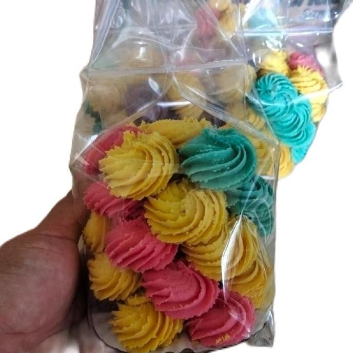 

Terlaris Sagu Rainbow Tersedia Warna Merah,Kuning,Hijau,Orange Susu , Berbahan Tepung Kanji , Gula , Susu , Telur .. Tanpa Pemanis Dan Pengawet Buatan