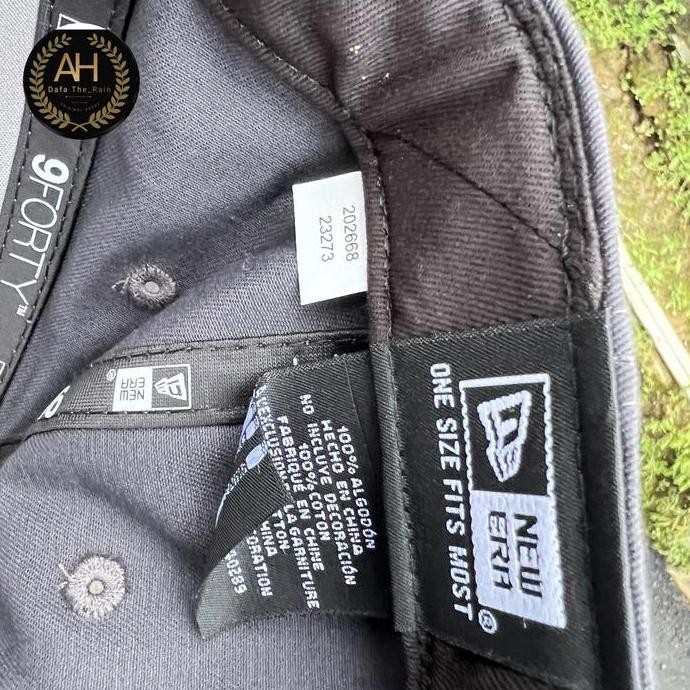 Sale Topi New Era Ny Metallism 2Tone Metal Logo 1Jt% Original Bnwt "Resmi"