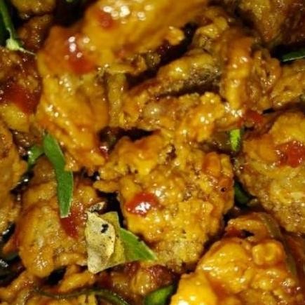 

250GR KERIPIK KULIT AYAM CRISPY PEDAS DAUN JERUK DAN ORIGINAL KRIUK RENYAH GURIH JAJANAN CEMILAN KERUPUK KRISPI JAJANANSIYAYANG KERIPIK asin snack Chips Food Kripik