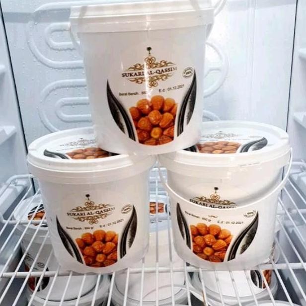 

PAKET 2 ember KURMA AL QASEEM Berat bruto 500 gram