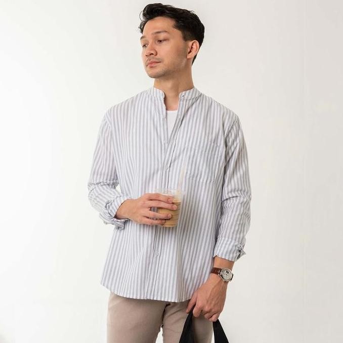 Kemeja Pria Garis WOODCUTTER Collarless Butcher Stripe Kerah Shanghai - Light Grey Lengan Panjang
