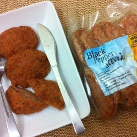 

Ready veggie way black pepper steak vegetarian / sapi lada hitam