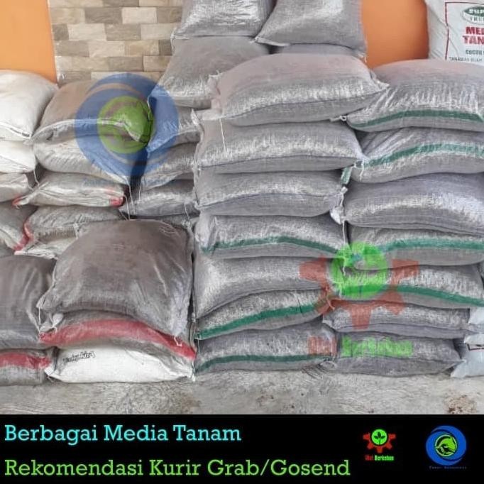

Terlaris Pupuk Kandang Kotoran Kambing