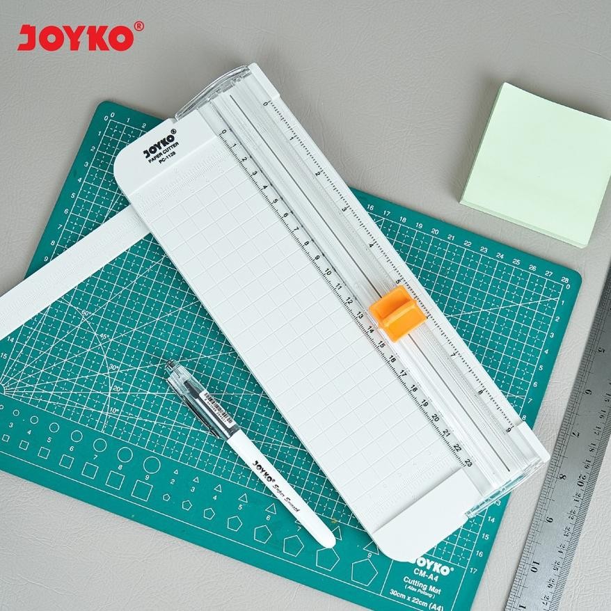 

NEW!!! NEW!!! JOYKO PORTABLE PAPER CUTTER A5 / ALAT PEMOTONG KERTAS FOTO JOYKO TERMURAH!! PC-1128