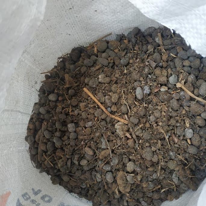 

Terlaris Pupuk Kandang Kambing Kasar 1 Karung