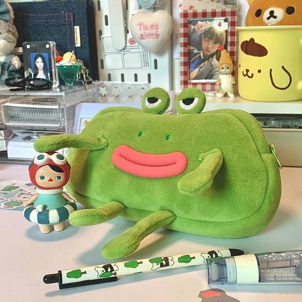 

Fuz-611 Tas Pensil Mewah Kotak Pena Mulut Sosis Tas Pensil Hijau Tas Pensil Pelajar Tas Pensil Lucu Tas Pensil Mewah Katak Tas Pensil Lucu Tas Pensil Penyimpanan Tas Pensil Baru