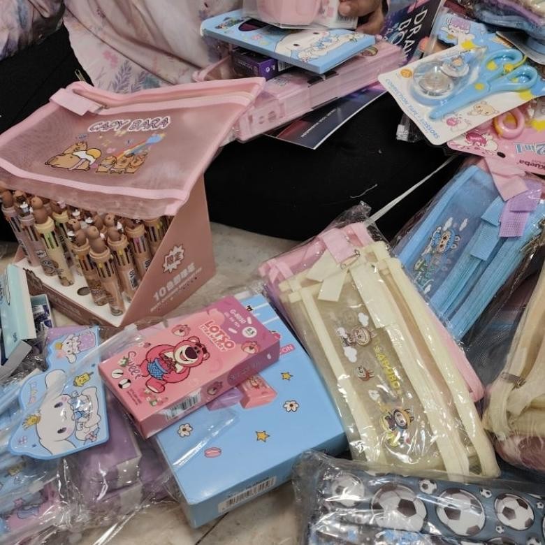 

READYYY PAKETAN SUKA SUKA ATK RANDOM