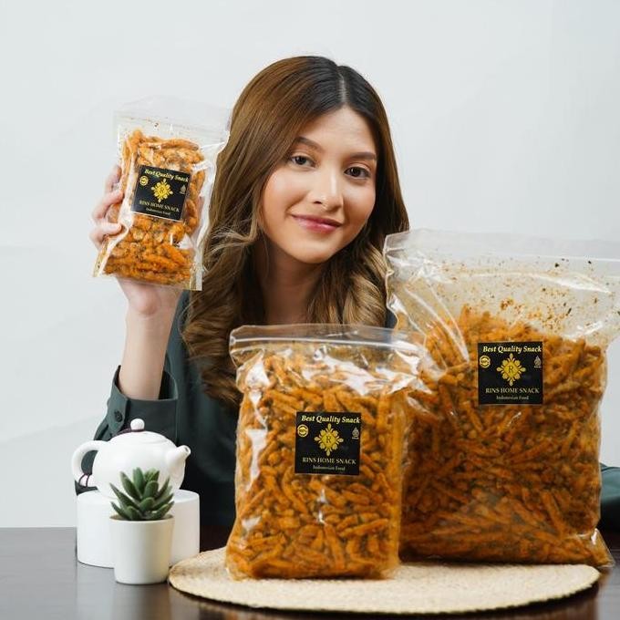 

HIW BASRENG EKSTRA PEDAS DAUN JERUK 1kg