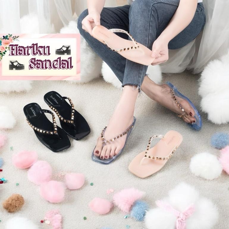 Sandal Jepit Wanita Jelly Glossy Spike Gold Trendi 128-X1