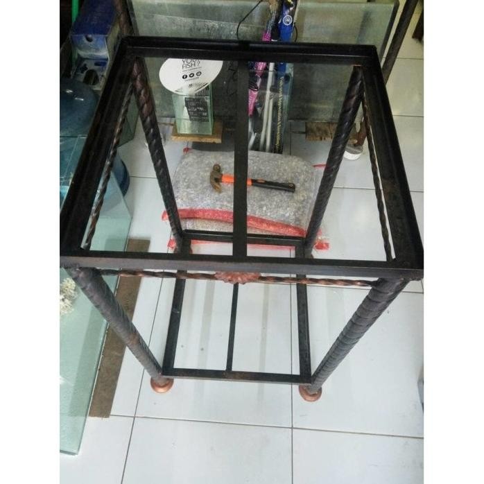 DLC - RAK AQUARIUM 40 X 40 CM