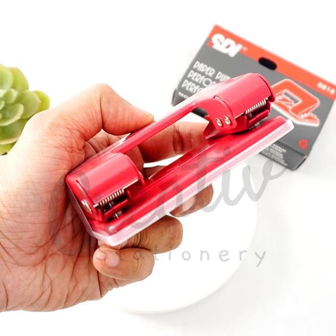 

New Arrival !!! Sdi Paper Punch 0818 Pembolong Kertas